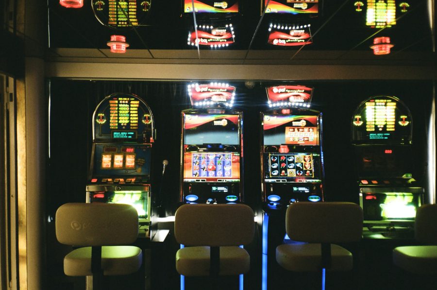 Playing Online Slot Games